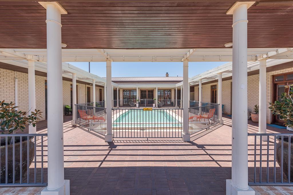 Fairway Manor Accommodation Northam Rom bilde